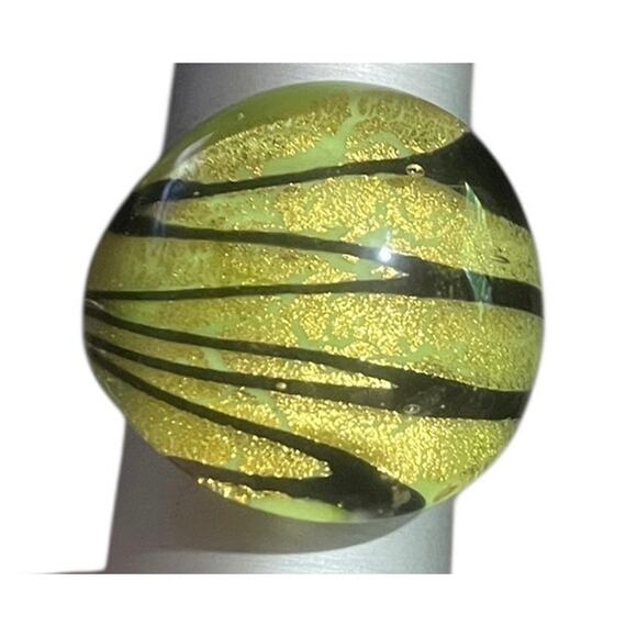 Modern Unisex Glass Ring Size 10 Yellow and Black - Picture 6 of 7